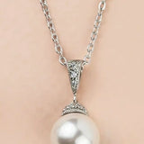 BOSTON NECKLACE