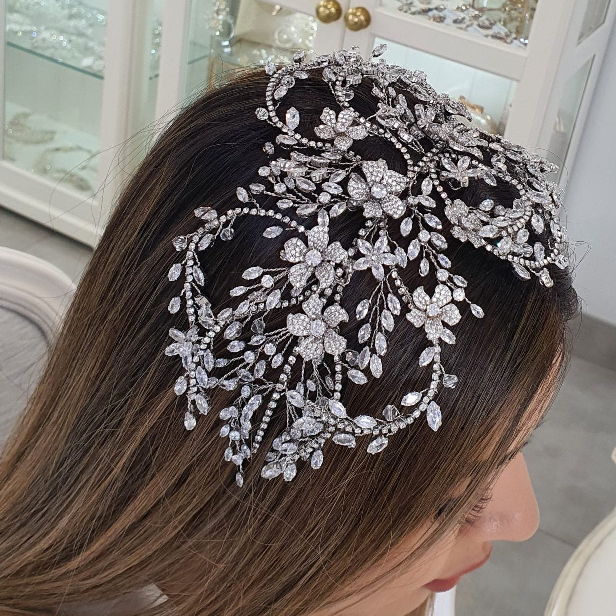 RoyalGleam Crown | Gemstone Majesty Headpiece | Regalia Radiance Tiar | Jeweled Elegance Diadem | Crown of Opulence | Majestic Sparkle Coronet | Gemstone Grace Headdress | Noble Aura Crown | Enchanted Jewels Tiara | Imperial Splendor Diadem